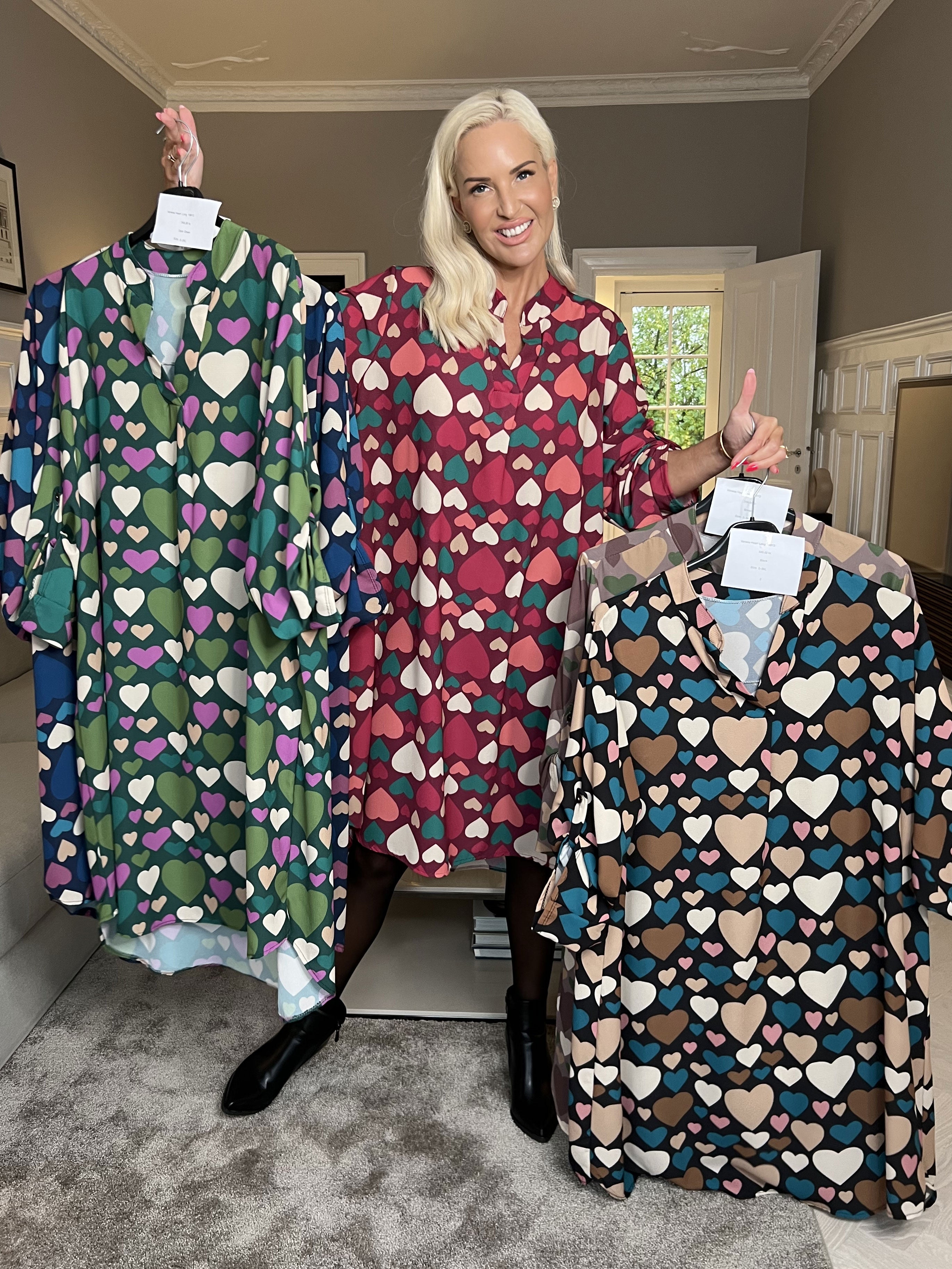 Vanesa Heart Long - Let og luftig kjole med hjerte mønster